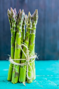 Green asparagus stems